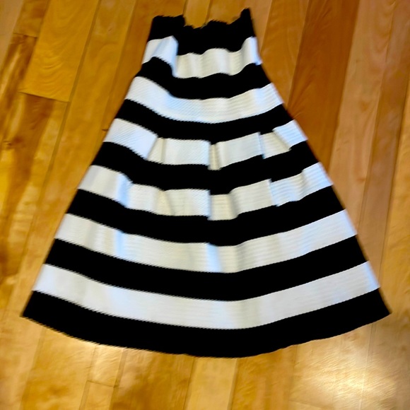 Doe and Rae Blue and white Striped Strapless Dress - Picture 1 of 1